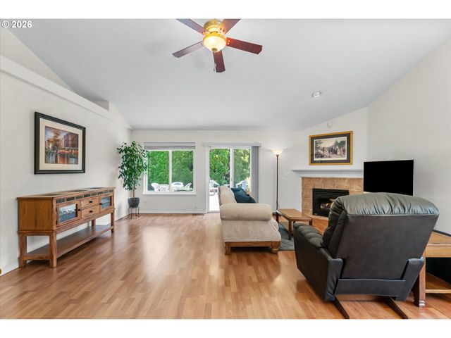 5769 Se RANCHO St, Hillsboro, OR 97123