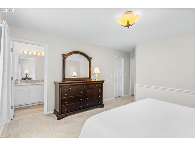 5769 Se RANCHO St, Hillsboro, OR 97123