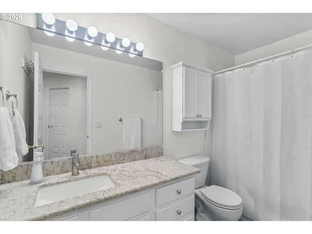 5769 Se RANCHO St, Hillsboro, OR 97123