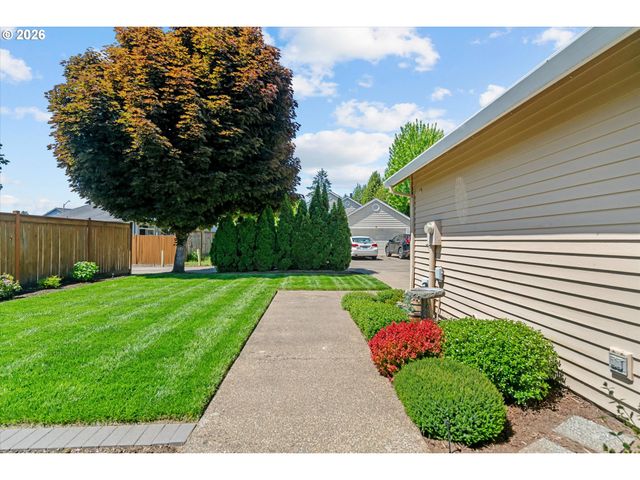5769 Se RANCHO St, Hillsboro, OR 97123