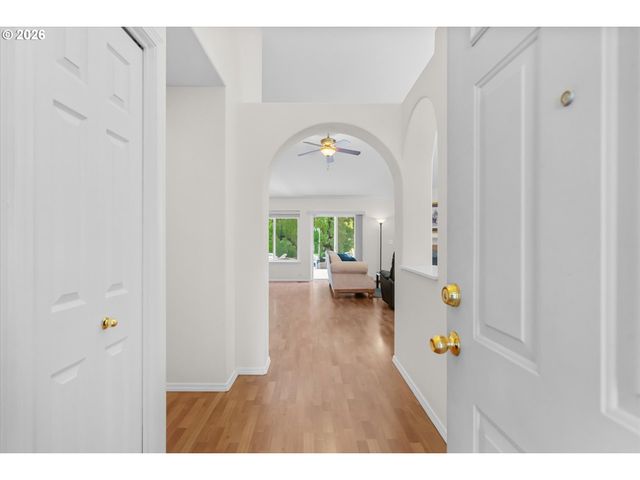 5769 Se RANCHO St, Hillsboro, OR 97123