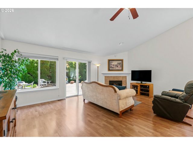 5769 Se RANCHO St, Hillsboro, OR 97123