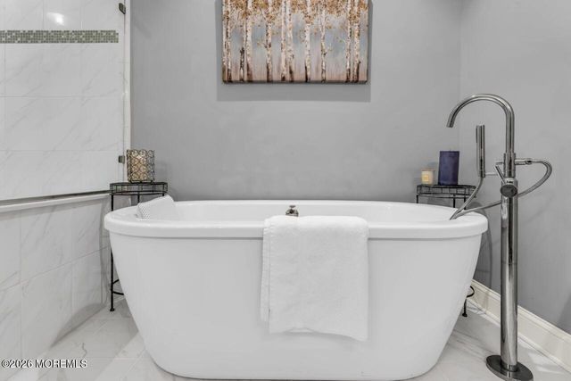 97 Lawley Drive, Lincroft, NJ 07738