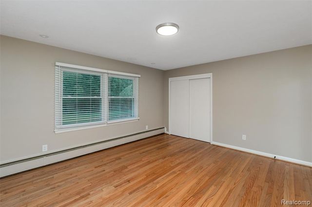 24800 N Cromwell Drive, Franklin, MI 48025