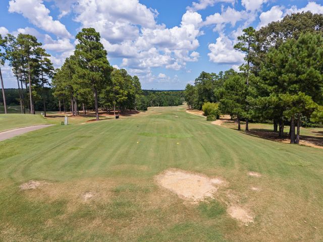 23 Callaway Ct., Hattiesburg, MS 39402