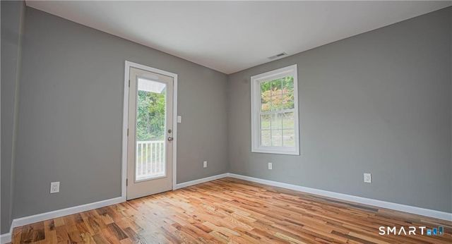 1460 Mount Carmel Avenue, Hamden, CT 06518