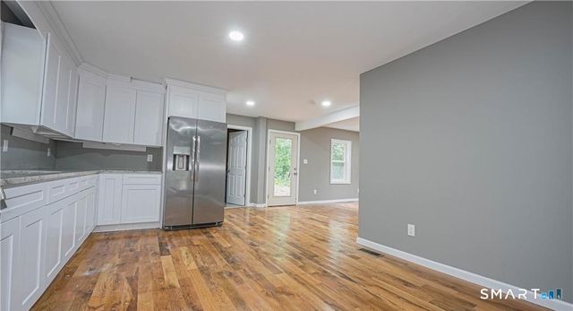 1460 Mount Carmel Avenue, Hamden, CT 06518