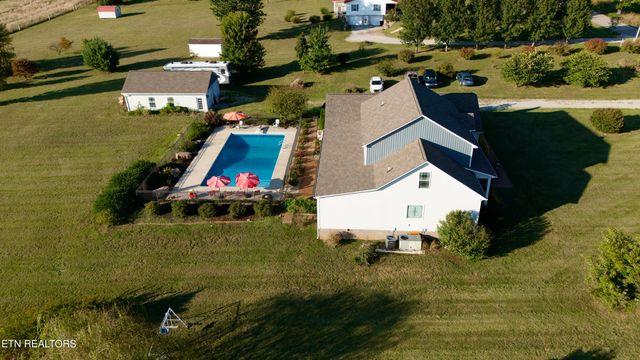 610 Rolling Meadows Lane, Rickman, TN 38580