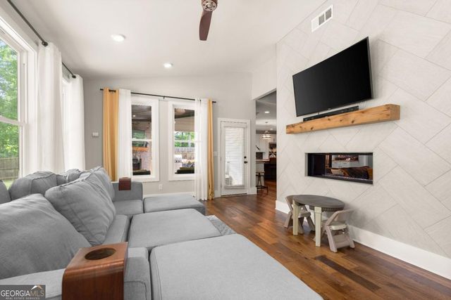 5971 Park Bay Court, Flowery Branch, GA 30542
