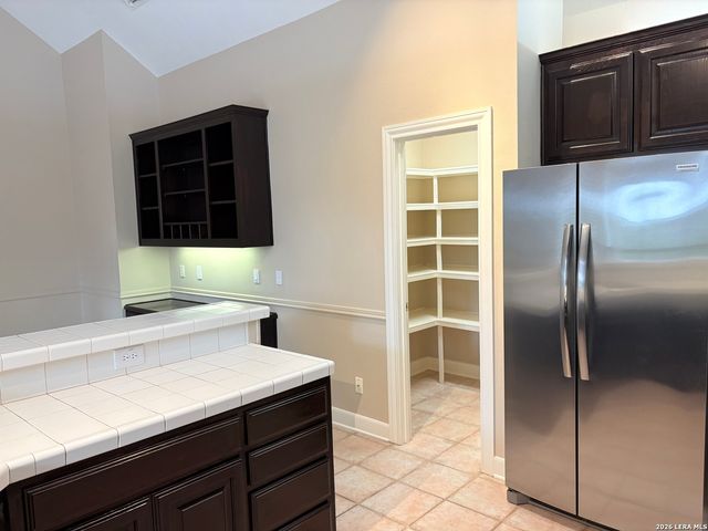 6 Horns Cross, San Antonio, TX 78257