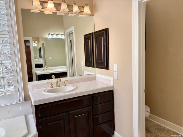 6 Horns Cross, San Antonio, TX 78257