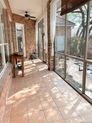 6 Horns Cross, San Antonio, TX 78257