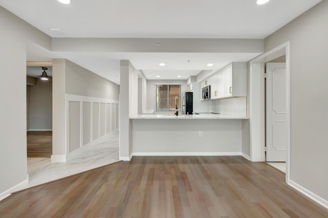 2501 Marina Isle Way 104, Jupiter, FL 33477