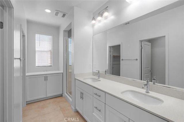 148 Stage, Irvine, CA 92618