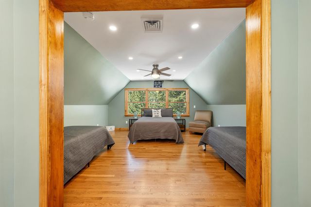 48 Maple Manor Road, Conway, NH 03813