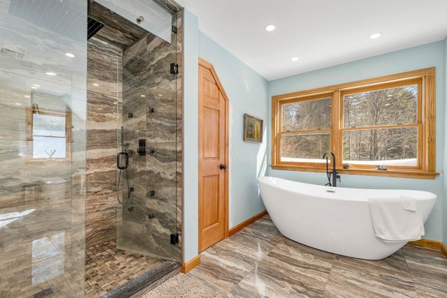 48 Maple Manor Road, Conway, NH 03813