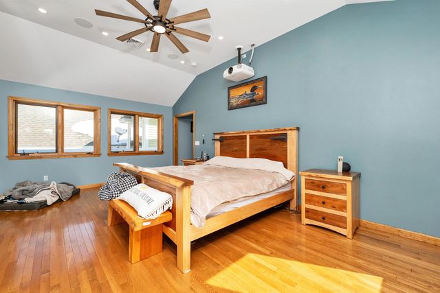 48 Maple Manor Road, Conway, NH 03813