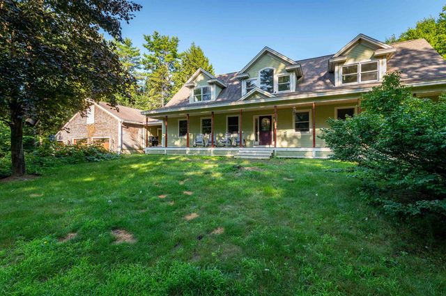48 Maple Manor Road, Conway, NH 03813