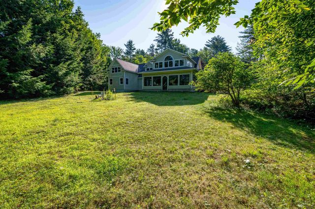 48 Maple Manor Road, Conway, NH 03813