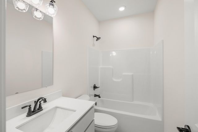 3108 Hilltop Road, Valparaiso, IN 46385