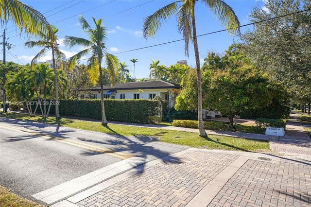 500 Aragon Ave, Coral Gables, FL 33134