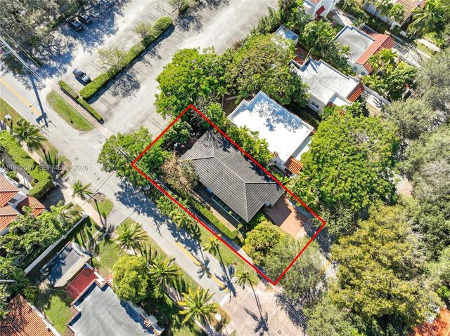 500 Aragon Ave, Coral Gables, FL 33134