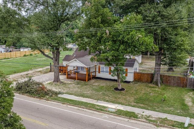1224 WELLS STATION RD, Memphis, TN 38122