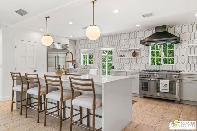 418 E Via Colusa, Palm Springs, CA 92262