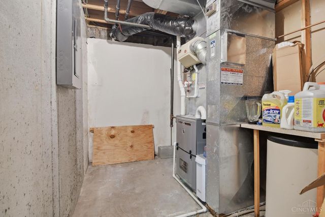 70 Waterview Court, Hamilton, OH 45013