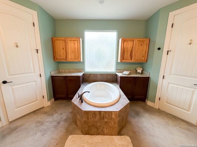 721 HILLTOP RDG, New Braunfels, TX 78132