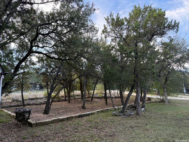 721 HILLTOP RDG, New Braunfels, TX 78132