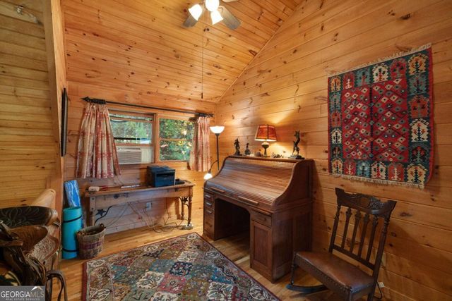 254 Aries Lane, Blue Ridge, GA 30513