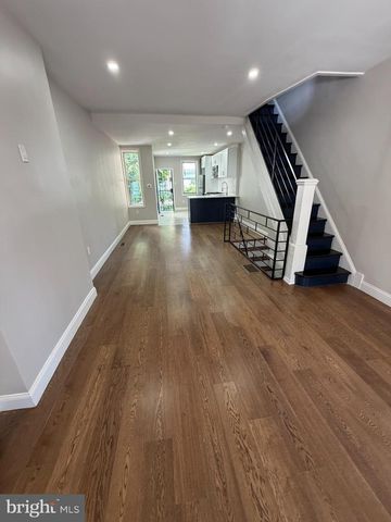 221 N HOBART ST, Philadelphia, PA 19139