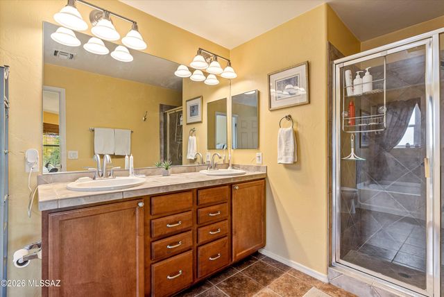 13683 E Diablo Creek Drive, Vail, AZ 85641