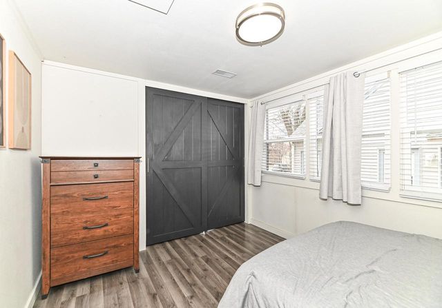 8802 W Center STREET, Milwaukee, WI 53222