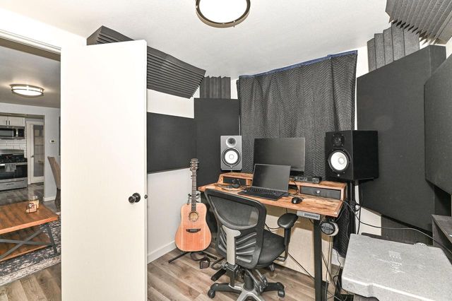 8802 W Center STREET, Milwaukee, WI 53222