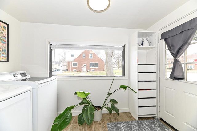 8802 W Center STREET, Milwaukee, WI 53222