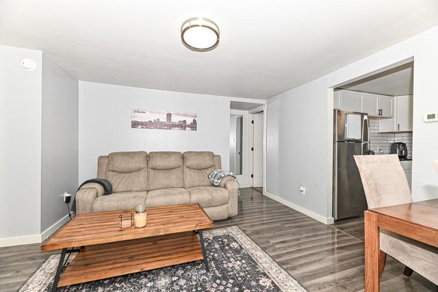 8802 W Center STREET, Milwaukee, WI 53222