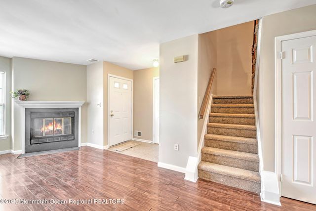 7 Stuart Drive 4, Freehold, NJ 07728