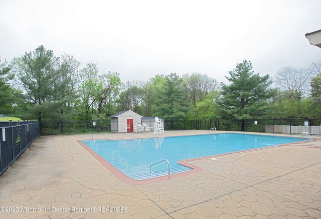 7 Stuart Drive 4, Freehold, NJ 07728