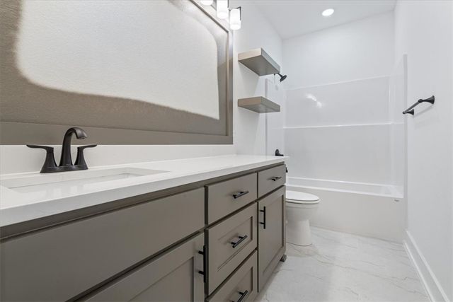 6901 SW High Meadow Boulevard, Bentonville, AR 72713