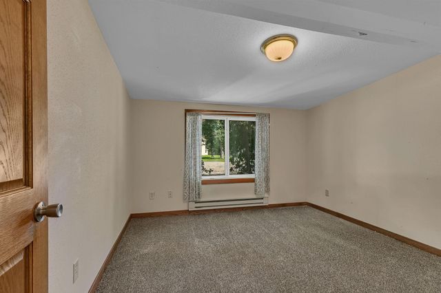 109 Main Street E, Spring Hill, MN 56352