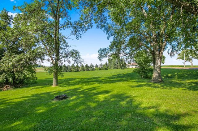 109 Main Street E, Spring Hill, MN 56352