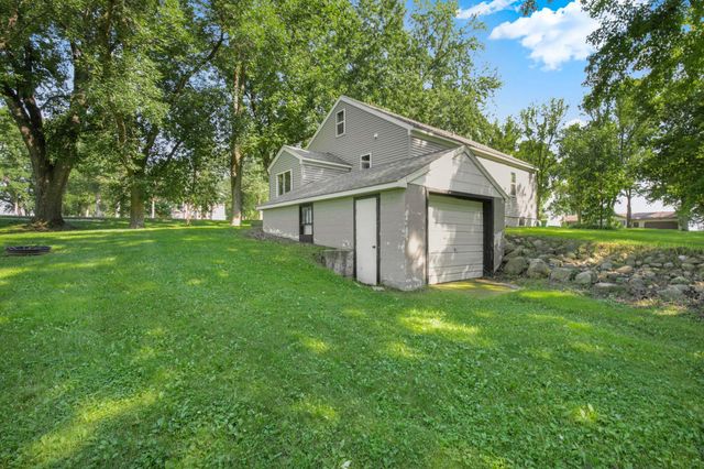 109 Main Street E, Spring Hill, MN 56352