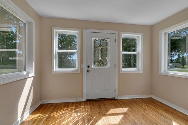 109 Main Street E, Spring Hill, MN 56352