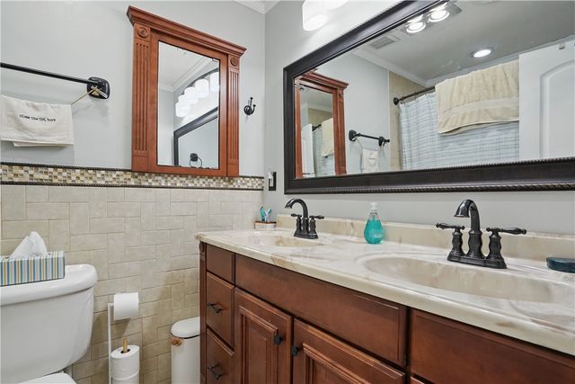 408 Couper Ave, St Simons Island, GA 31522