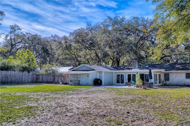 408 Couper Ave, St Simons Island, GA 31522