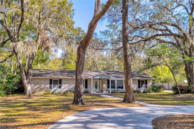 408 Couper Ave, St Simons Island, GA 31522