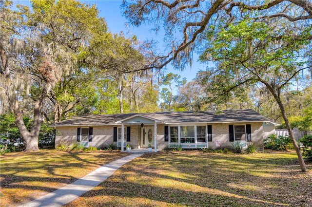 408 Couper Ave, St Simons Island, GA 31522