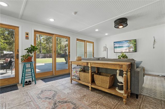 408 Couper Ave, St Simons Island, GA 31522